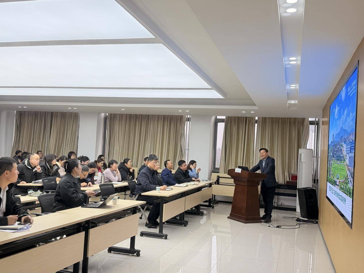 破局·笃行·致远 | 京卫制药董事长李铁军分享创新转型实践